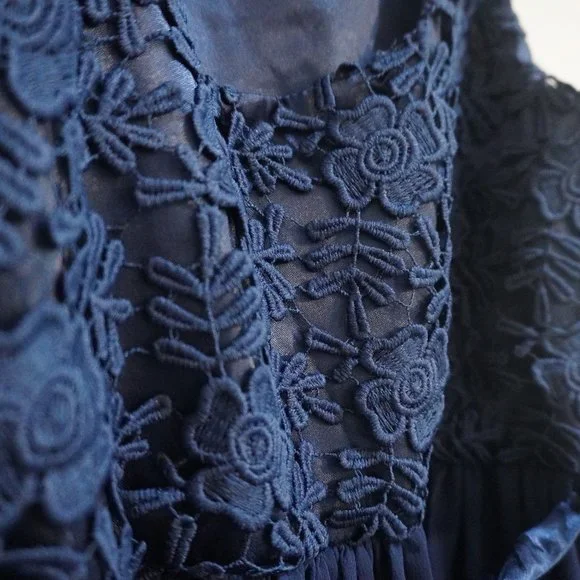 Girls (Juniors) Formal Blue Lace Dress - Size 12 - Picture 1 of 11